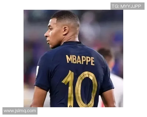 法国足球天才姆巴佩的国籍身份揭秘与职业生涯初期发展分析